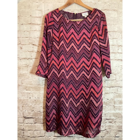 ECI N.Y. Dress Womens 4 Shift Pink Purple Satin Chevron Print Long Sleeve Artsy - Picture 1 of 13